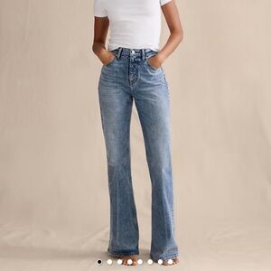 NWT Banana Republic Light Wash Bootcut Jeans